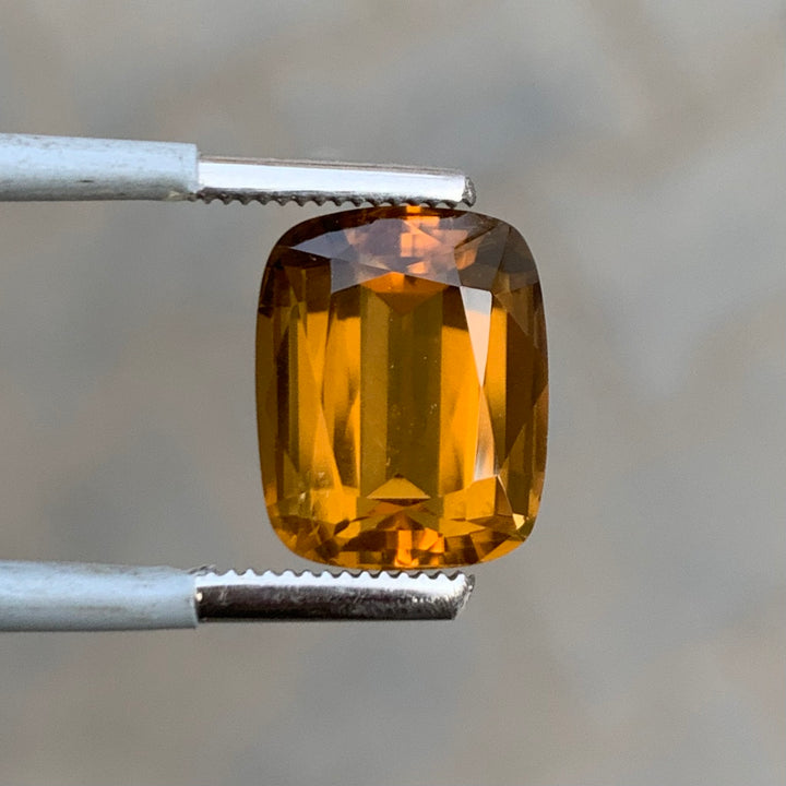 6.05 Carats Faceted Semi-Precious Citrine Stone