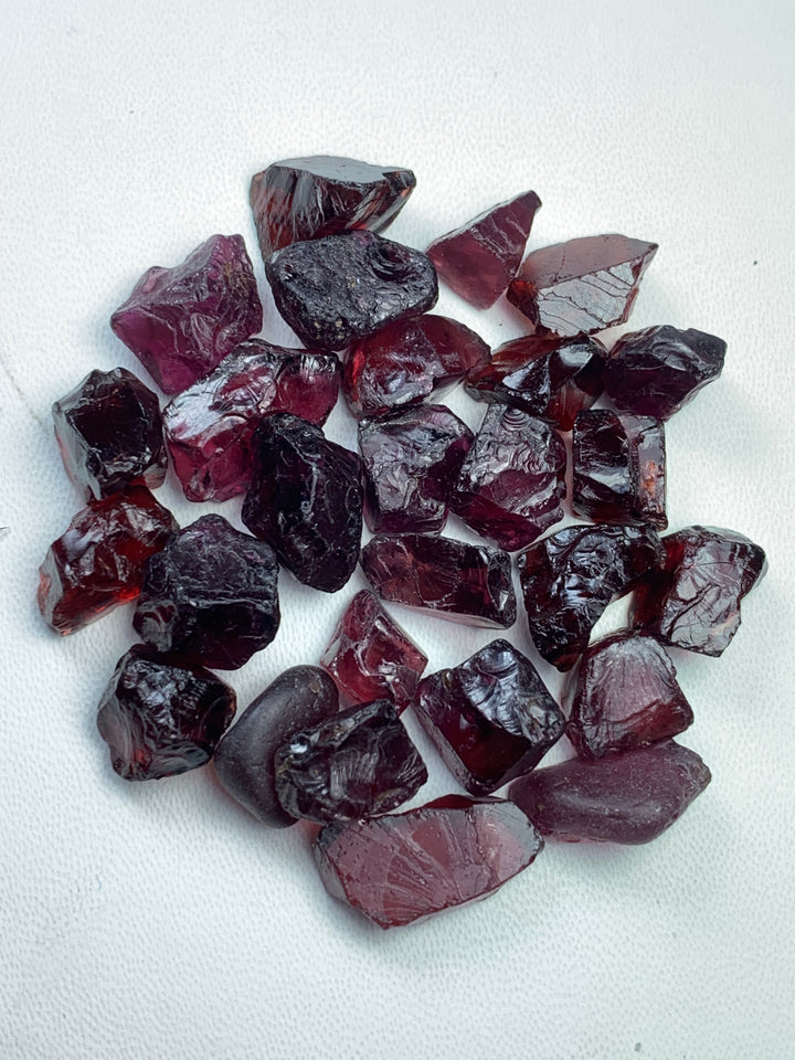 30 Grams Facet Rough Red Rhodolite Garnet - Noble Gemstones®