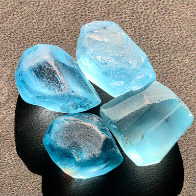 25.11 Grams Facet Rough London Blue Topaz - Noble Gemstones®