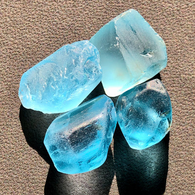 25.11 Grams Facet Rough London Blue Topaz - Noble Gemstones®