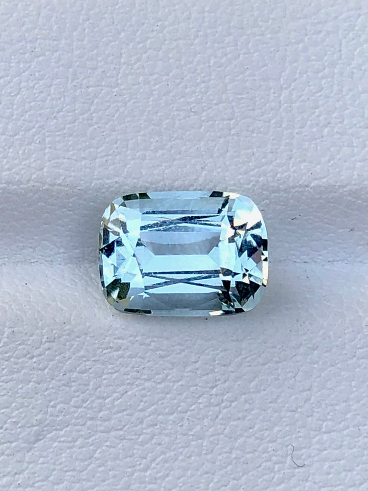 2.90 Carats Faceted Aquamarine For Sale - Noble Gemstones®